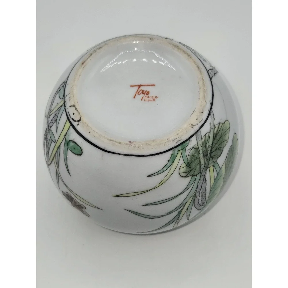 Vintage Toyo Hand Painted Lotus Bud Vase Dragonfly Porcelain‎ 3.5